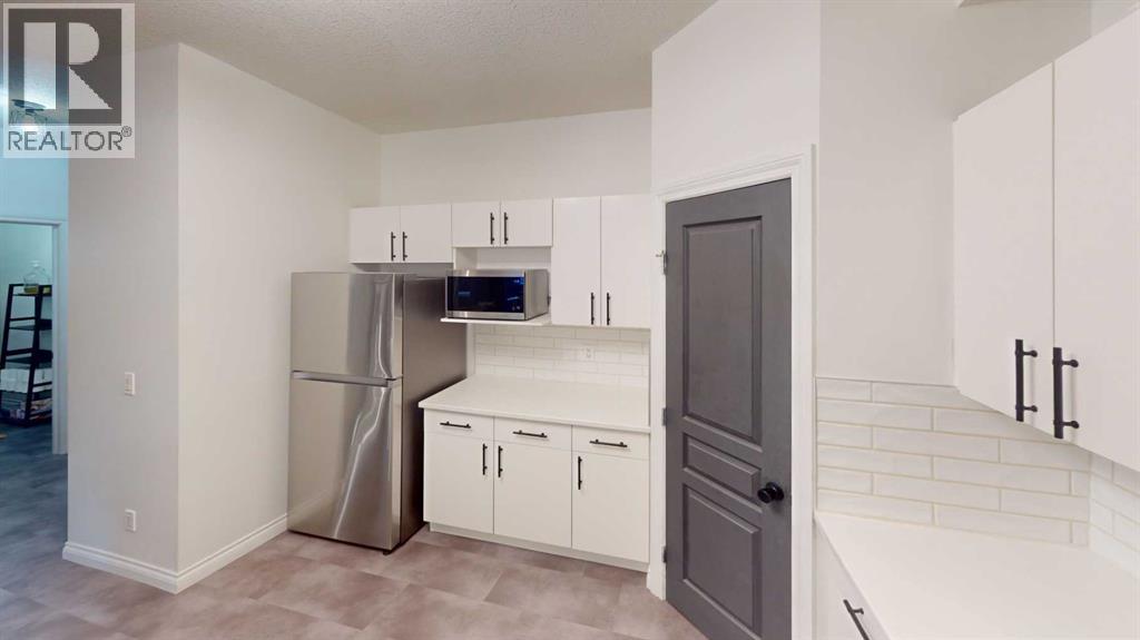 138 18 Avenue Southeast Property Photo 4