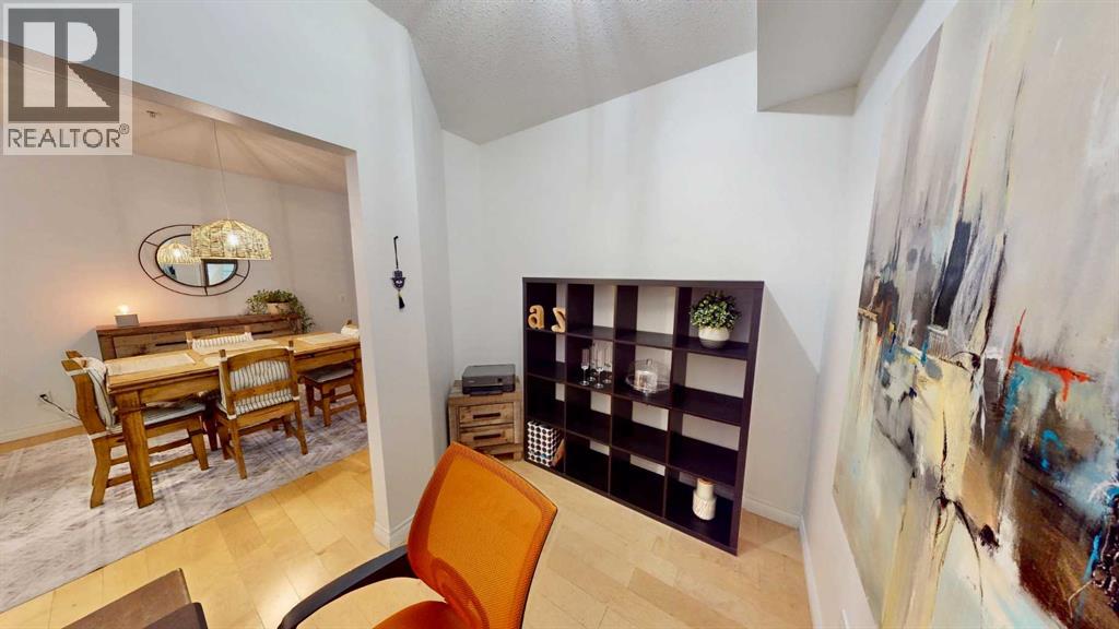 138 18 Avenue Southeast Property Photo 11