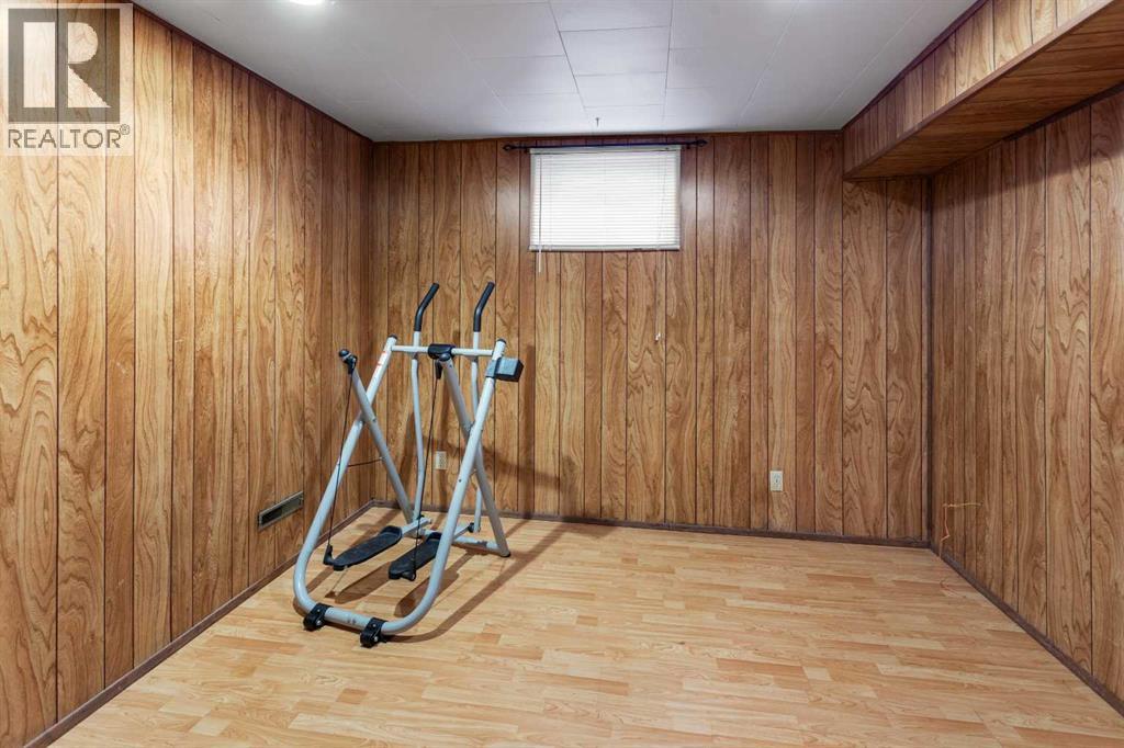 5605 47a Avenue Property Photo 17
