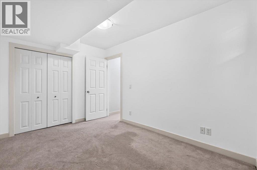 60 Everoak Close Sw Property Photo 41