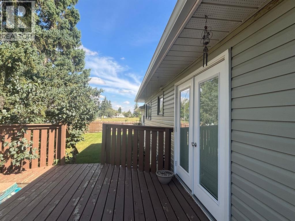 5404 47 Street Property Photo 15