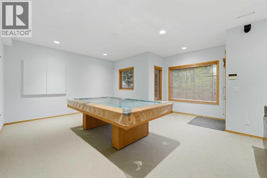 40 Valley Creek Crescent Nw Property Photo 32