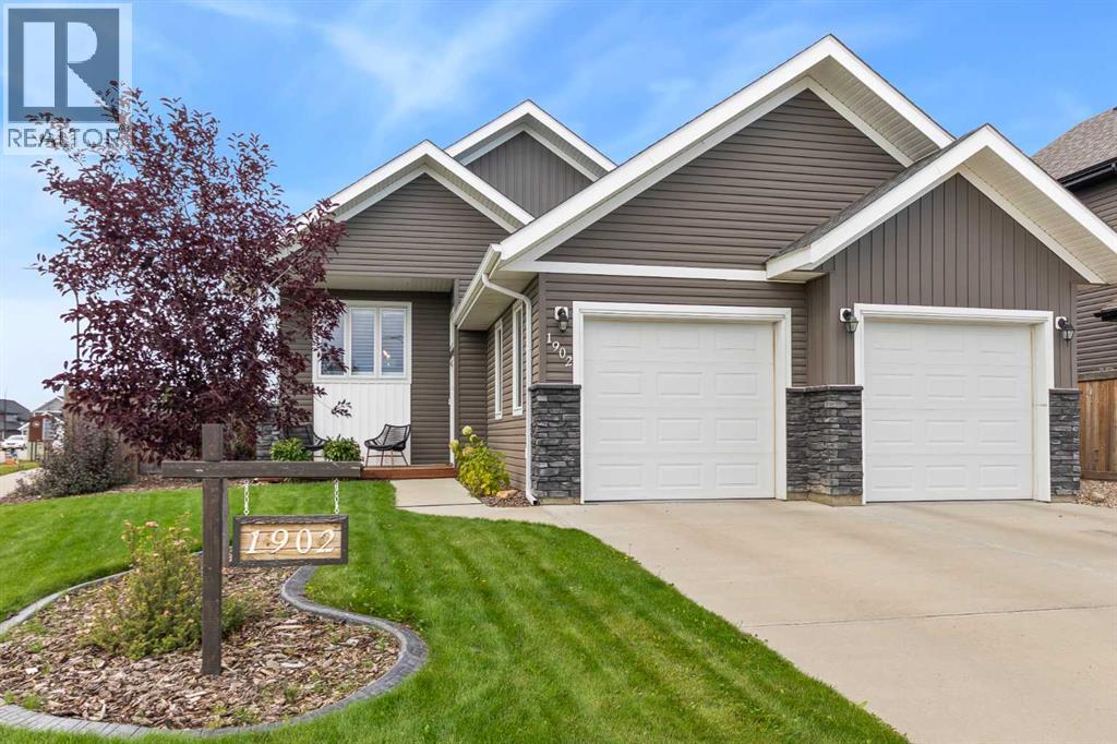 1902 61 Avenue Property Photo 1
