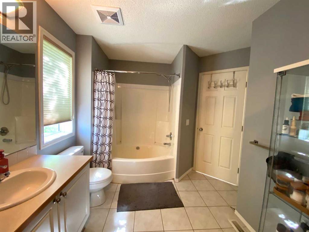 10 Elgin Drive Se Property Photo 11