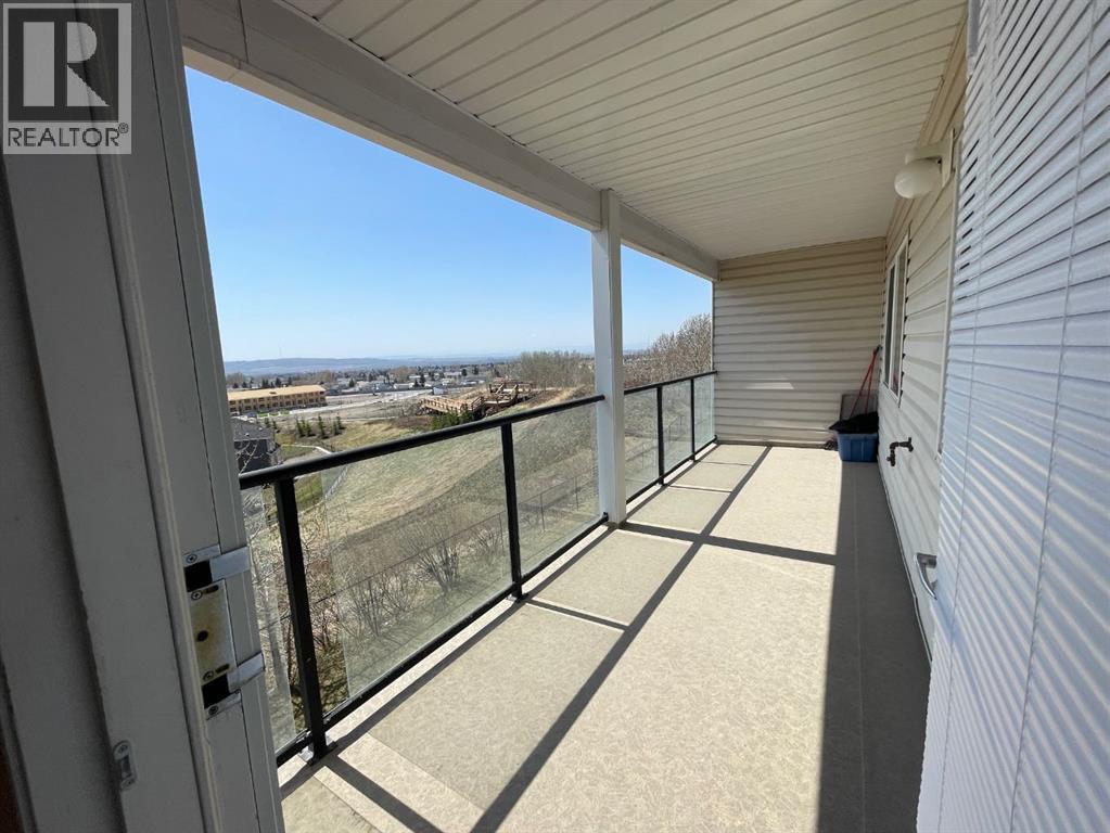 950 Arbour Lake Road Northwest Property Photo 14