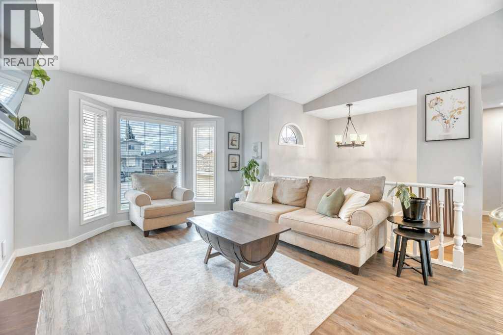 303 Strathaven Drive Property Photo 16