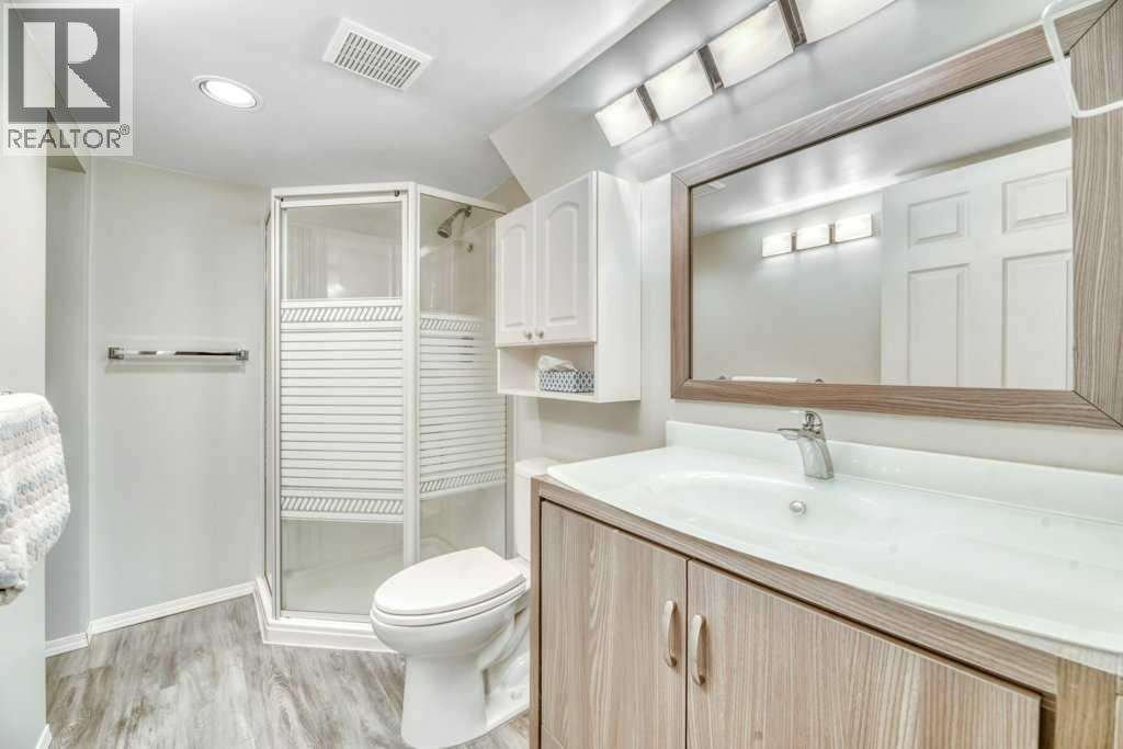 303 Strathaven Drive Property Photo 38