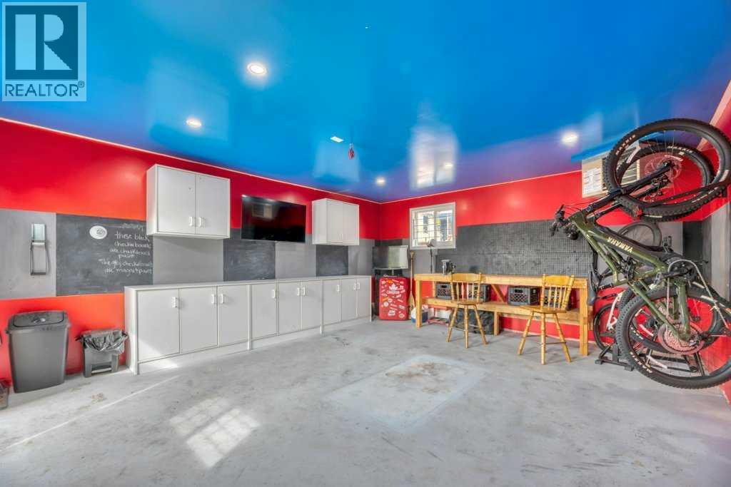 303 Strathaven Drive Property Photo 42