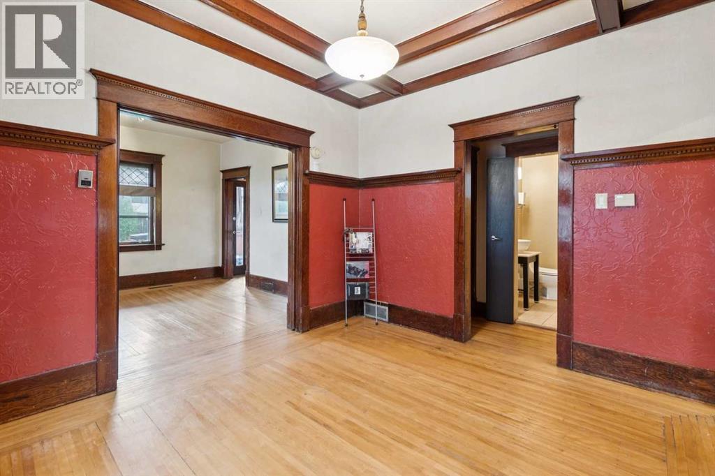 2003 26a Street Sw Property Photo 10