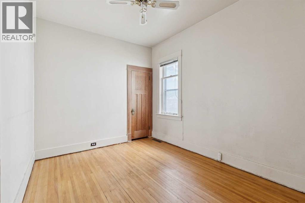 2003 26a Street Sw Property Photo 15