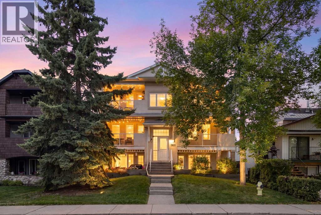 1921 25 Street Southwest