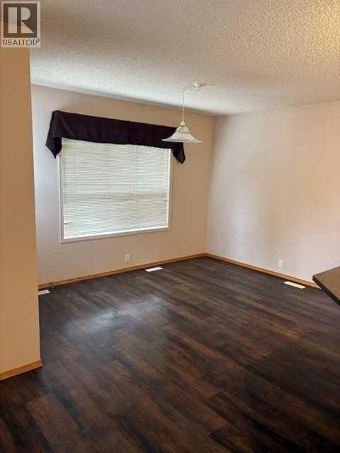 140 Tuscany Ridge View Nw Property Photo 13