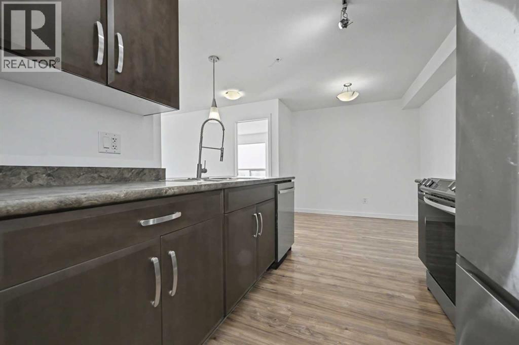 9120 96 Avenue Property Photo 4