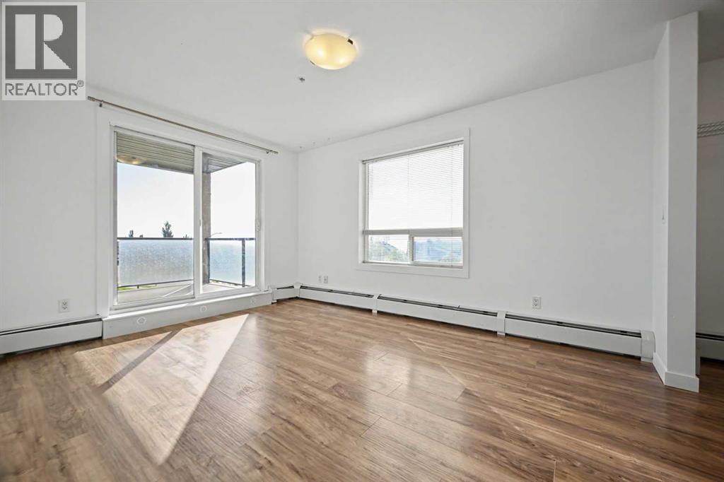 9120 96 Avenue Property Photo 10