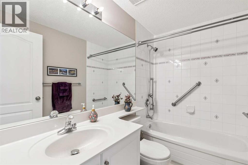 65 Scimitar Heath Nw Property Photo 32