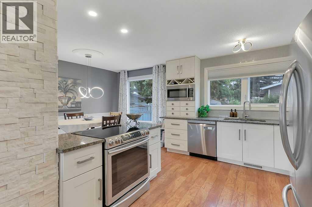3318 41 Avenue Property Photo 11