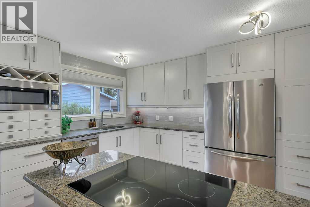 3318 41 Avenue Property Photo 13