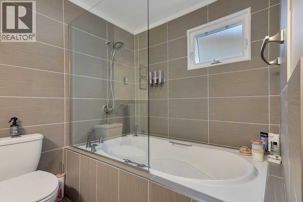 3318 41 Avenue Property Photo 17