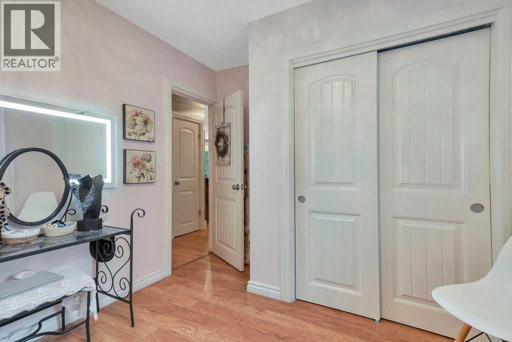 3318 41 Avenue Property Photo 19