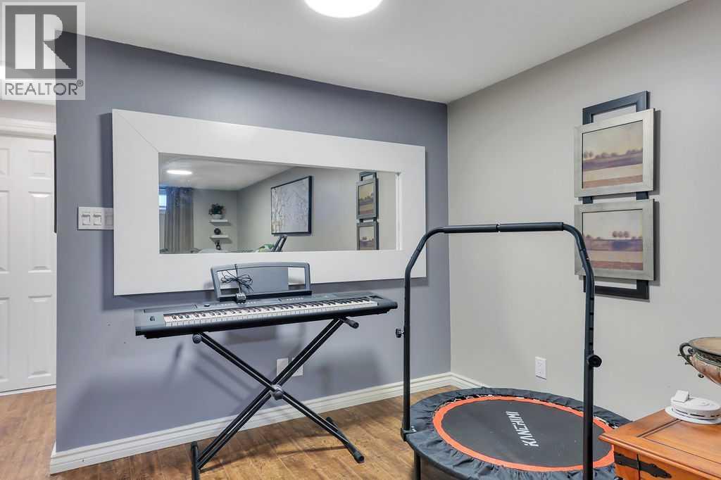 3318 41 Avenue Property Photo 21