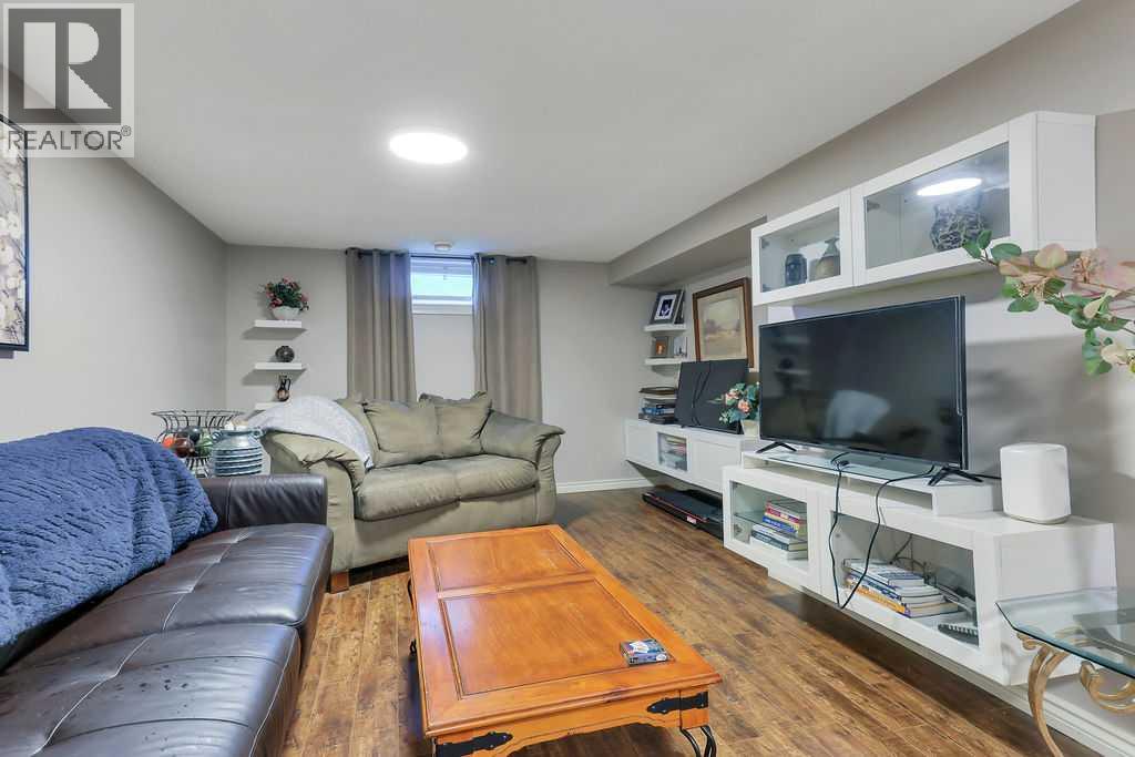 3318 41 Avenue Property Photo 23
