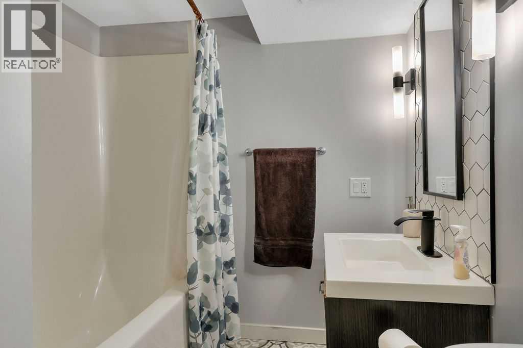 3318 41 Avenue Property Photo 27
