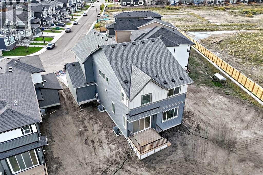 203 Langwell Common Se Property Photo 2
