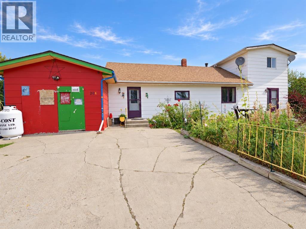 204 Cady St