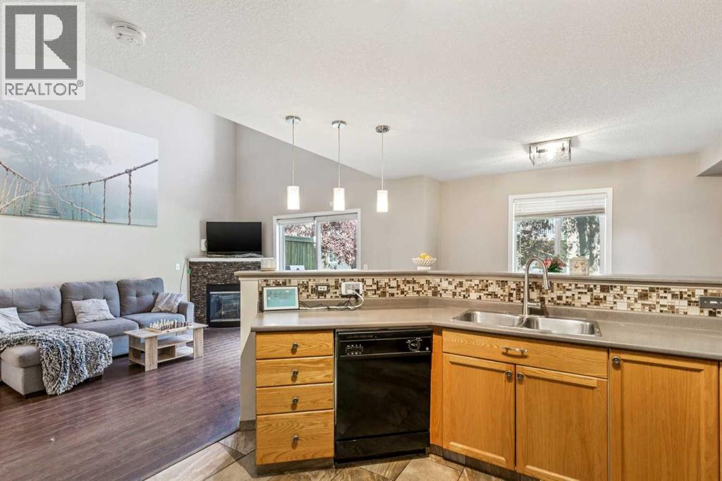 118 Citadel Meadow Gardens Nw Property Photo 13