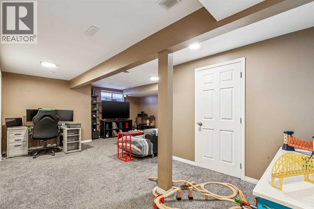 118 Citadel Meadow Gardens Nw Property Photo 26