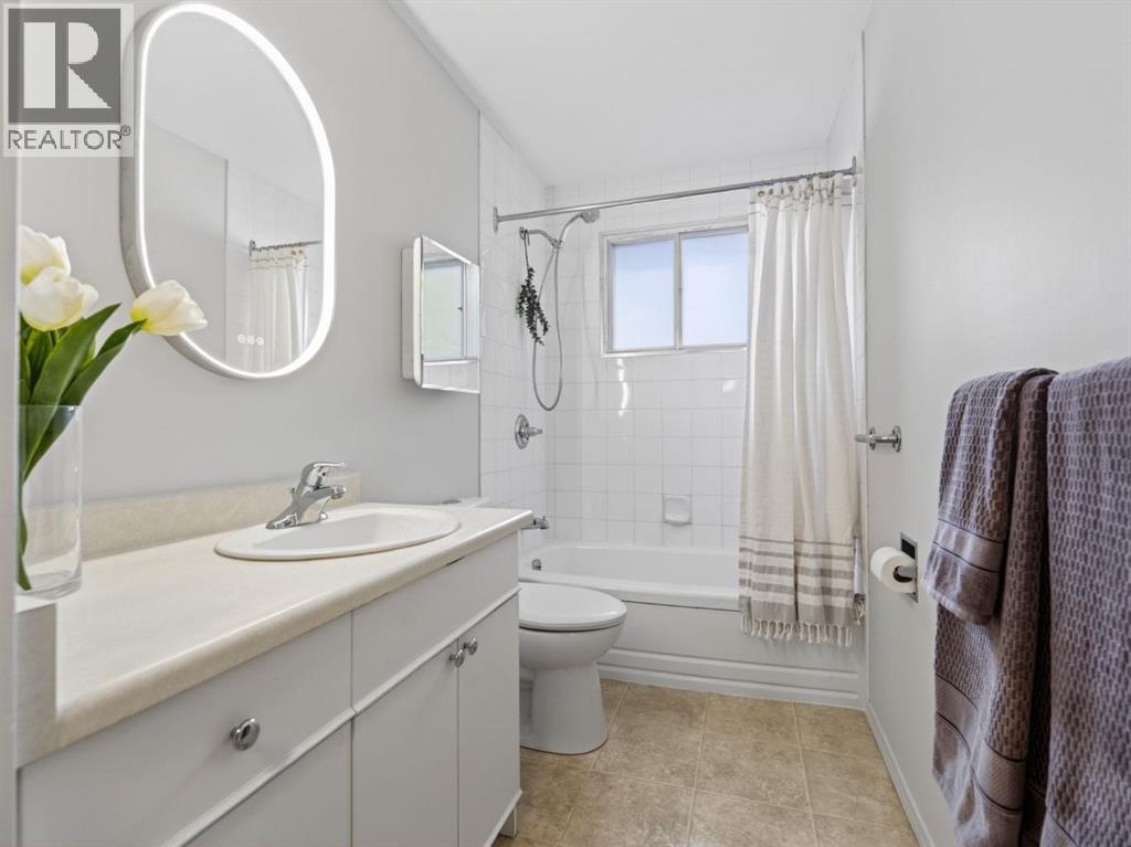 847 Raynard Crescent Se Property Photo 29