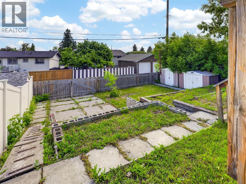 847 Raynard Crescent Se Property Photo 32