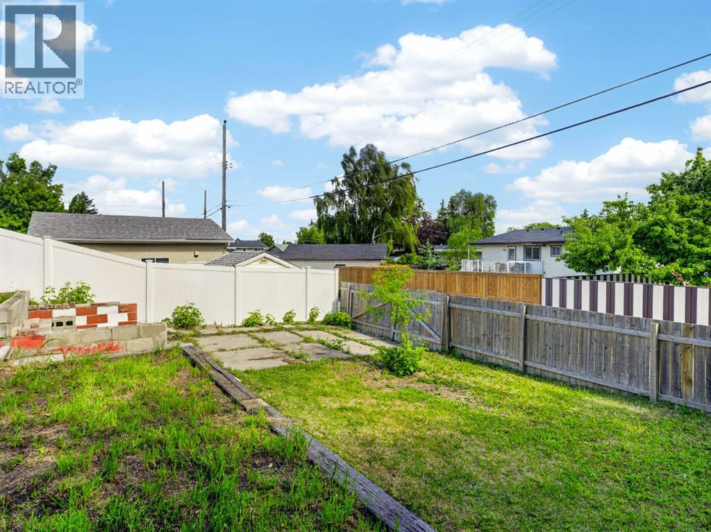 847 Raynard Crescent Se Property Photo 34