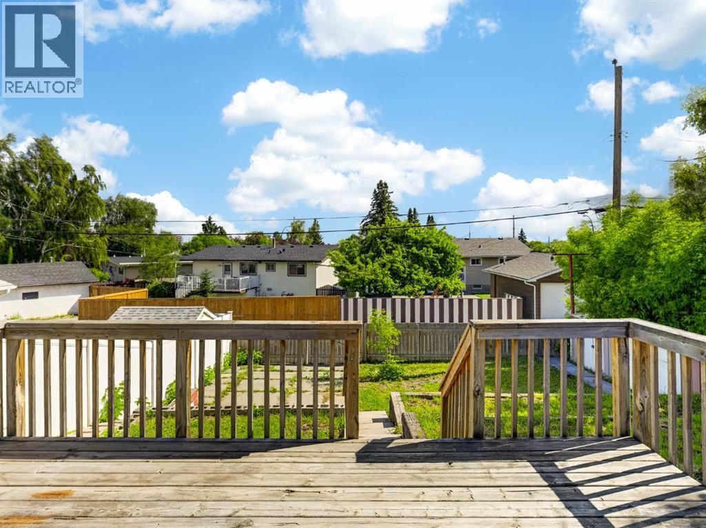 847 Raynard Crescent Se Property Photo 37