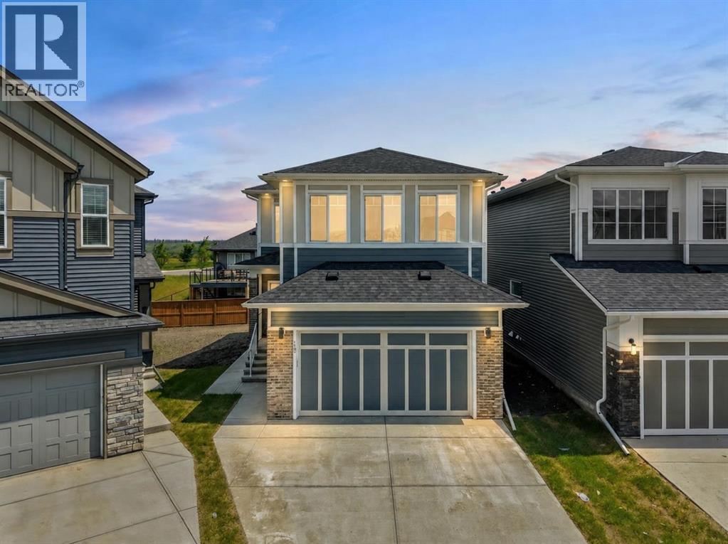 129 Walgrove Bay Se Property Photo 1