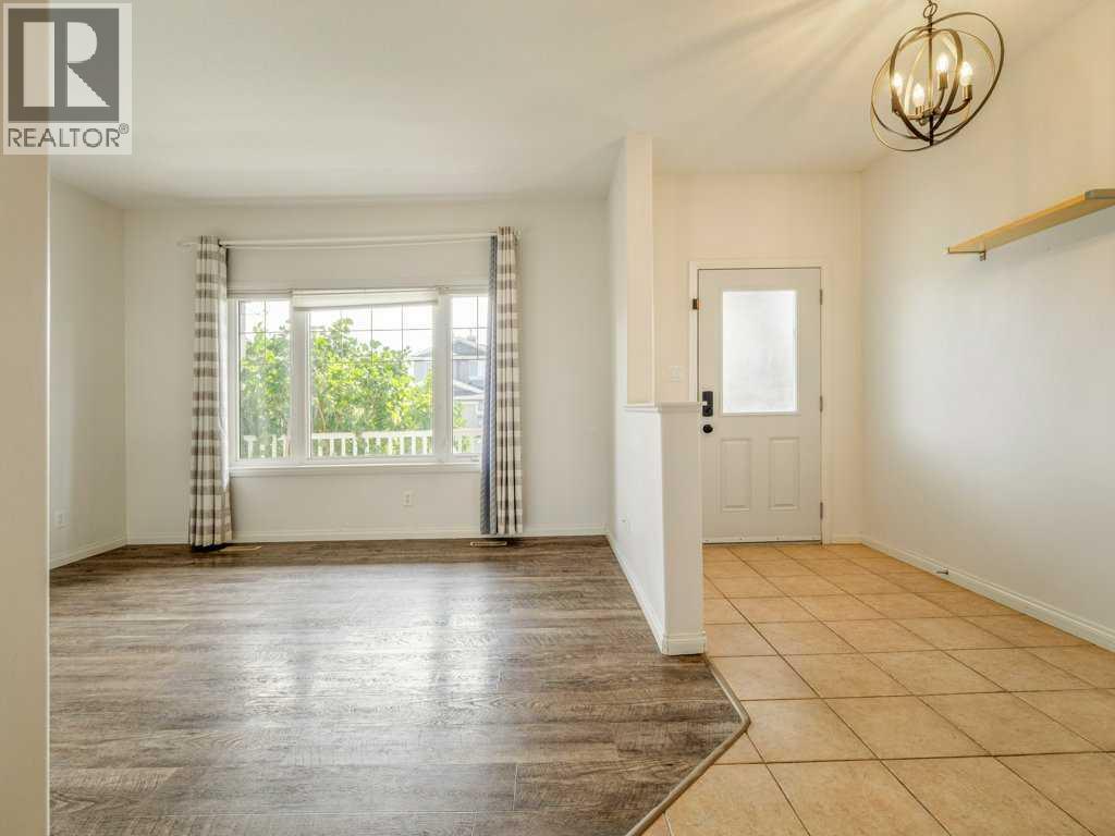 269 Keystone Lane W Property Photo 3