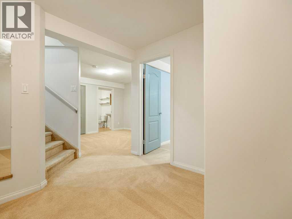 269 Keystone Lane W Property Photo 19