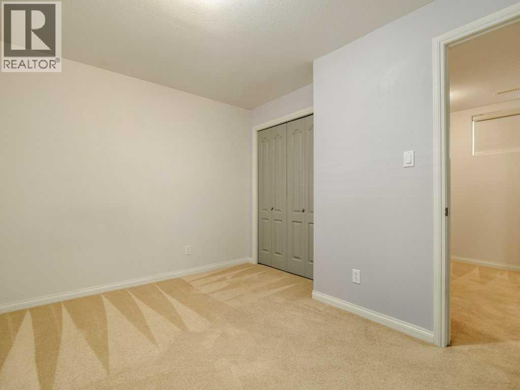 269 Keystone Lane W Property Photo 20