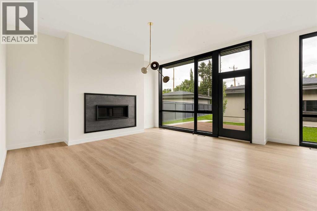 3c Willow Crescent Sw Property Photo 12