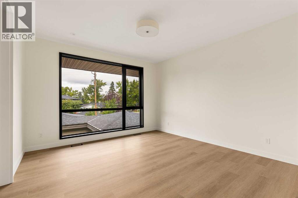 3c Willow Crescent Sw Property Photo 29