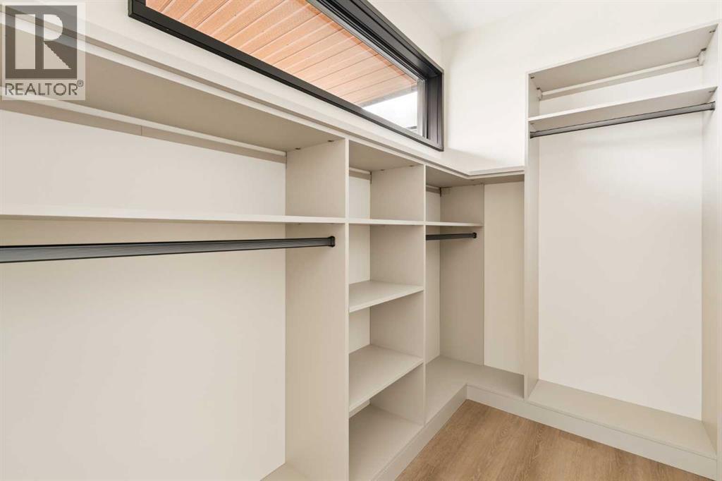 3c Willow Crescent Sw Property Photo 42