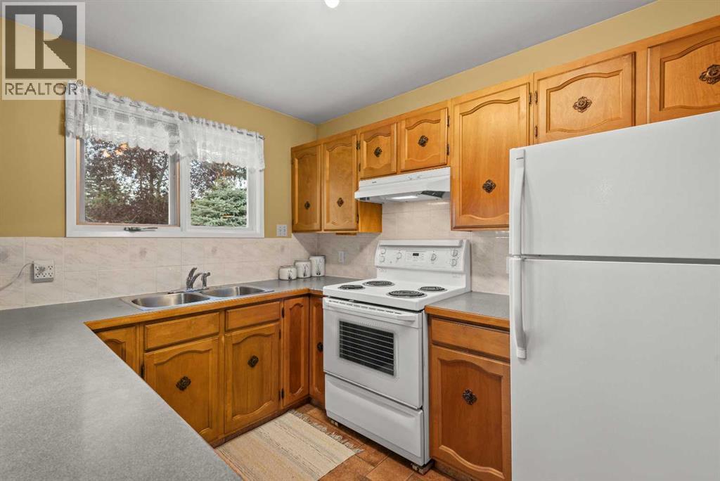 616 6 Street Se Property Photo 17