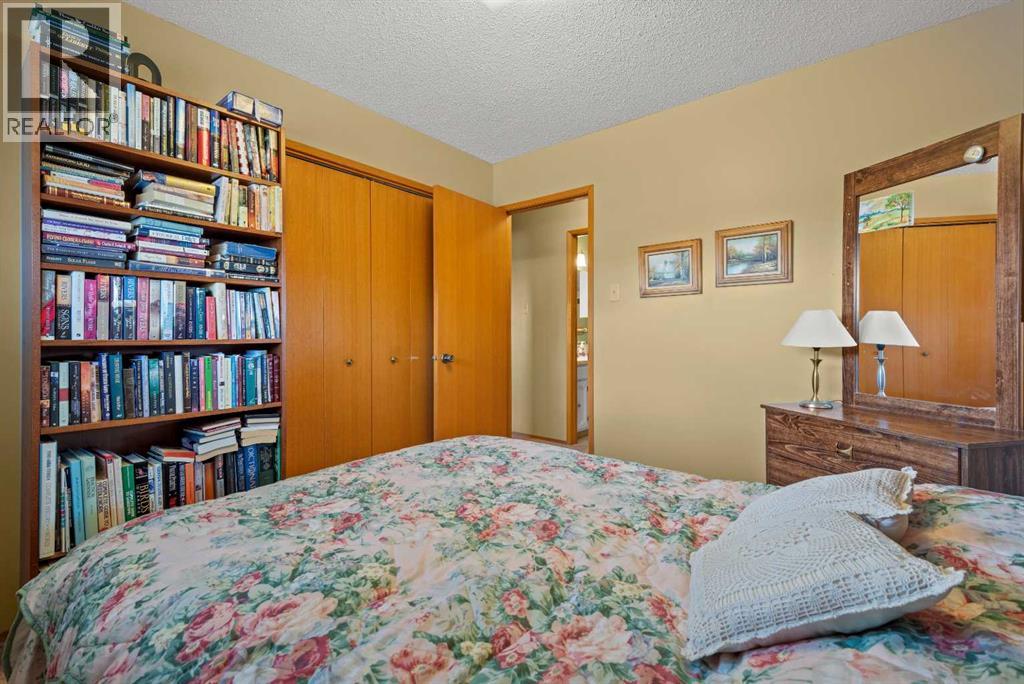 616 6 Street Se Property Photo 23