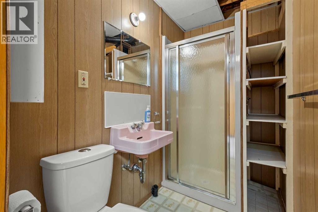 616 6 Street Se Property Photo 38