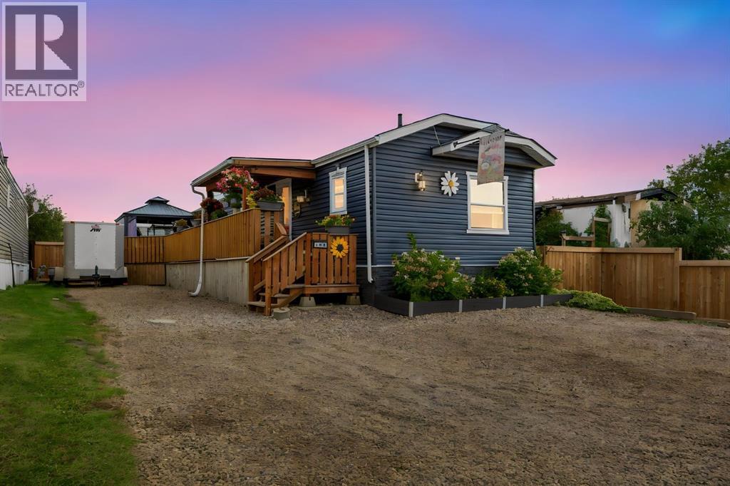 104 Cokerill Crescent Property Photo 1