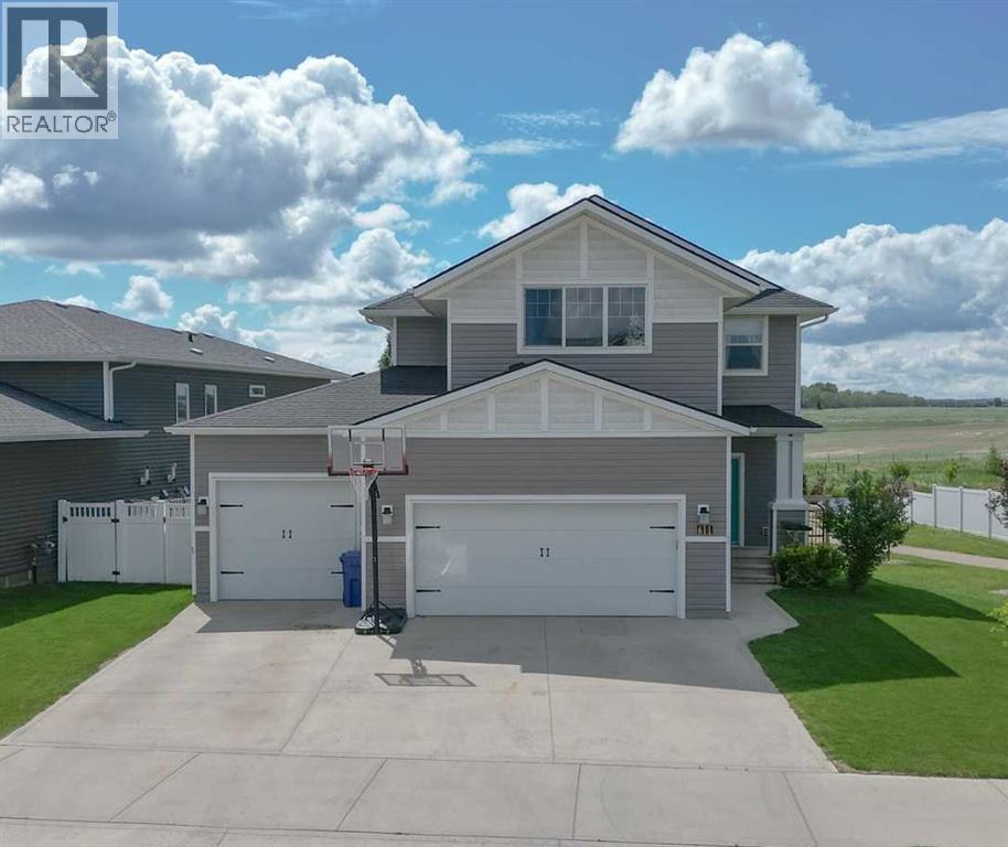 611 Robinson Avenue Property Photo 1