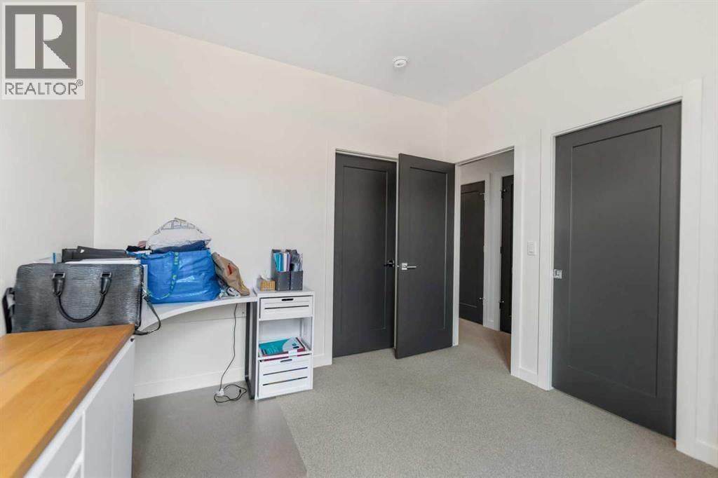 3040 Parkdale Boulevard Nw Property Photo 27