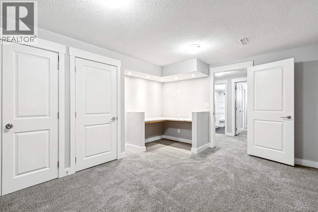 145 Rainbow Falls Glen Property Photo 35