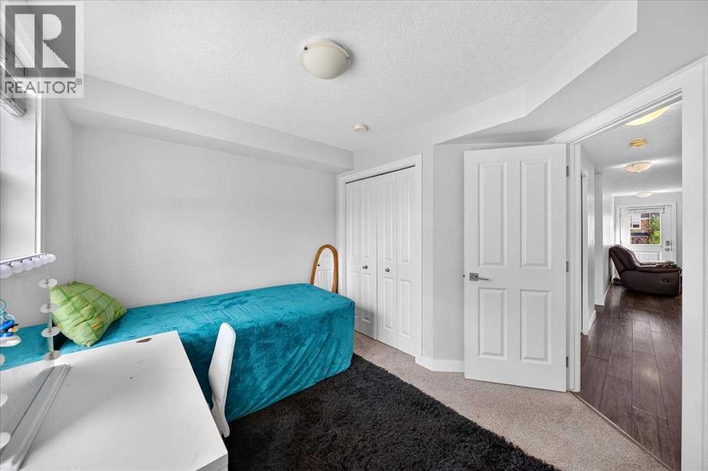 171 Evanscrest Gardens Nw Property Photo 22