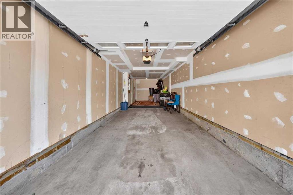 171 Evanscrest Gardens Nw Property Photo 32